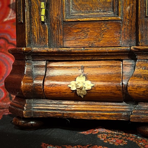 Armoire en diminutif dite de maîtrise 18 ème – Image 2