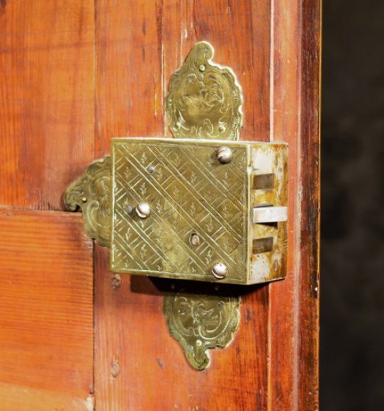 Buffet marqueté aux 4 saisons et Oiseaux – Image 4