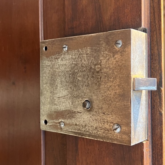 Rare Buffet deux corps noyer Alsace XVIII ème – Image 4