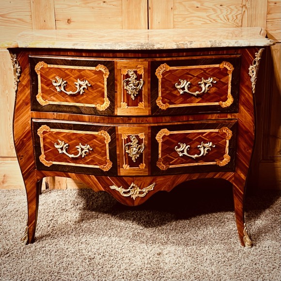 Commode marquetée XVIII eme – Image 2