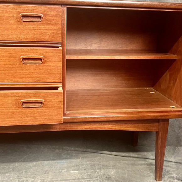 Buffet Enfilade vintage Teck années 60 – Image 3