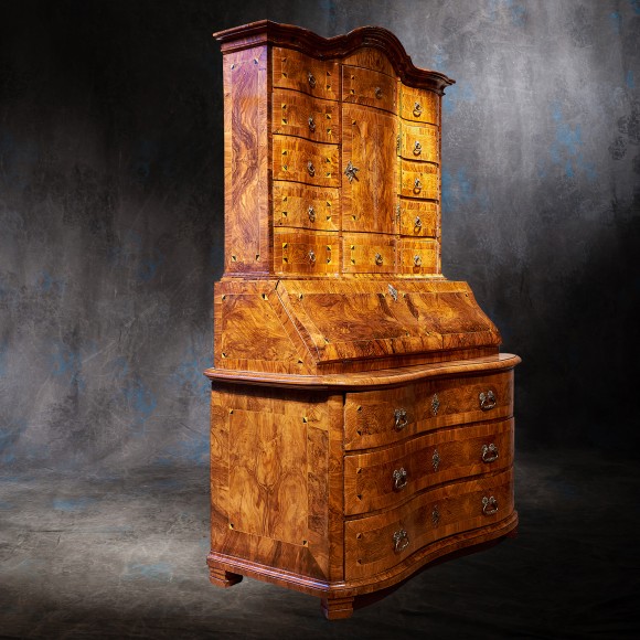 Cabinet scriban marqueté de noyer XVIII 7me siècle – Image 9