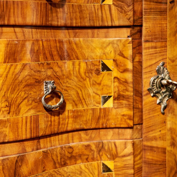 Cabinet scriban marqueté de noyer XVIII 7me siècle – Image 5