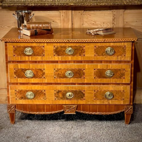 Commode XVIII ème Marqueterie De Noyer