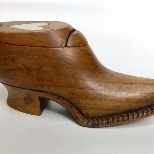 Tabatière Bois Forme De Chaussure art populaire