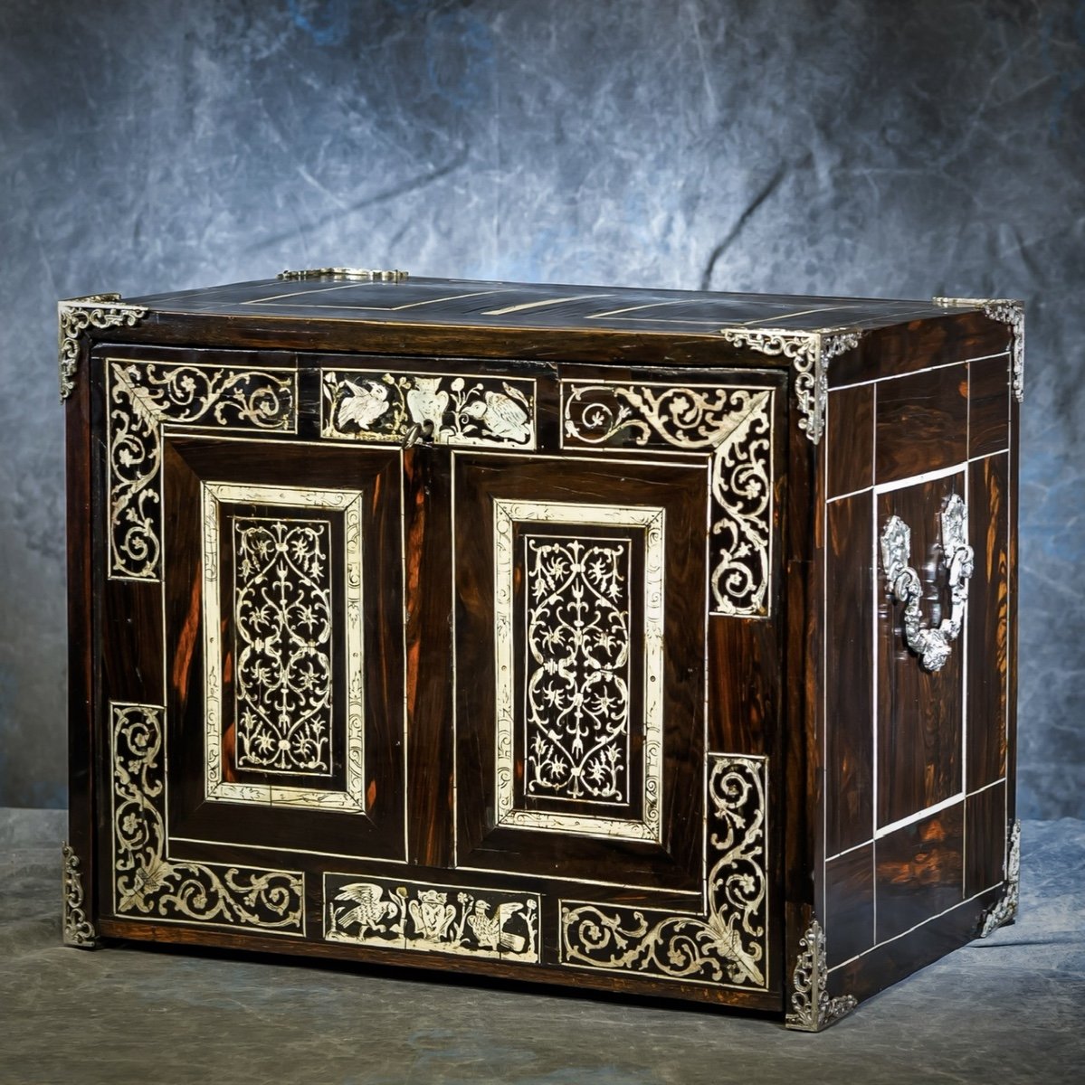 Cabinet Marqueté D’ébène XVII ème – Image 5