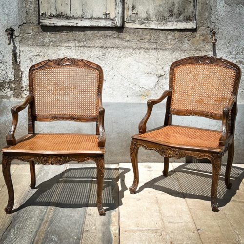 Paire De Fauteuils Cannés Style Régence