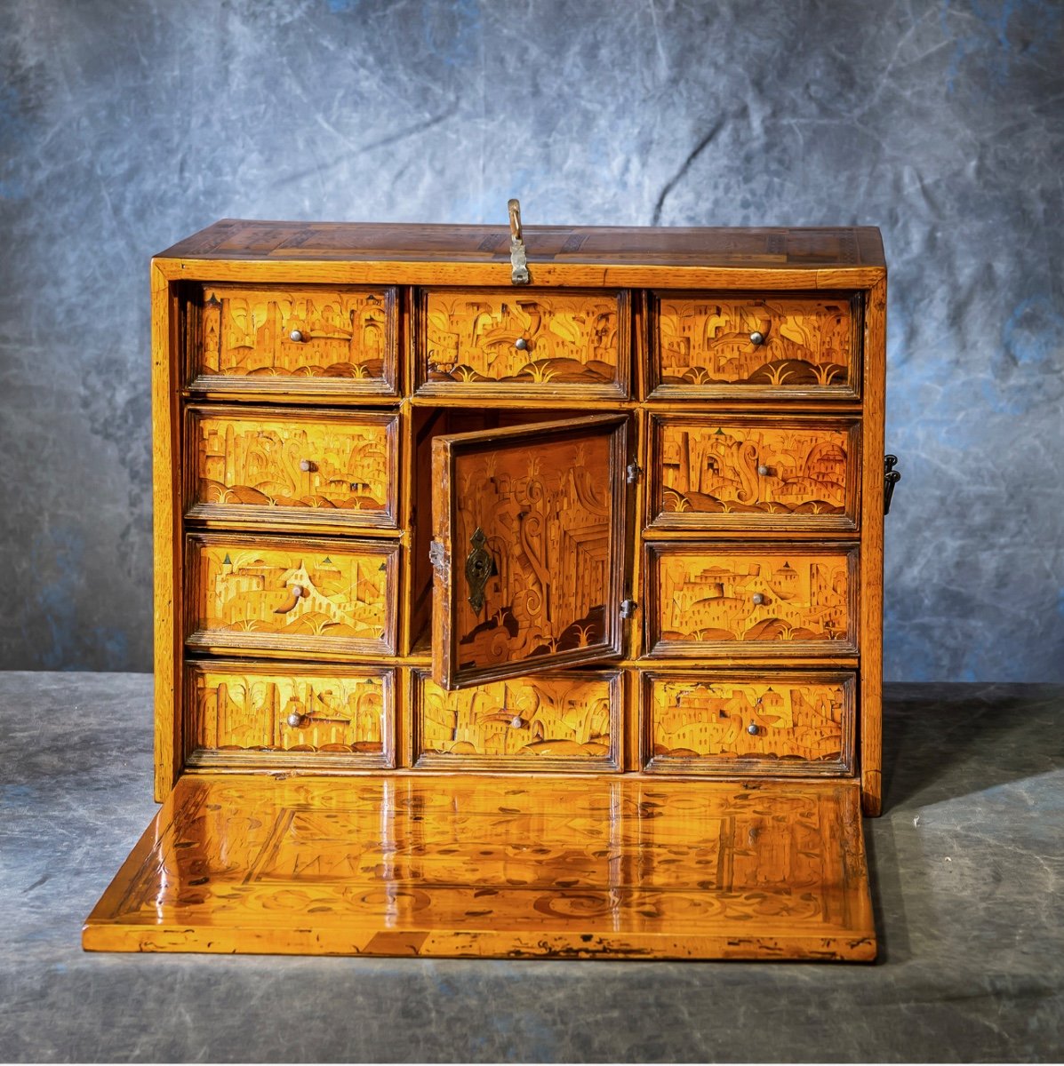 Cabinet XVII ème Décor Marqueté Fleurs, Oiseaux, Musique Et Architectures. – Image 2