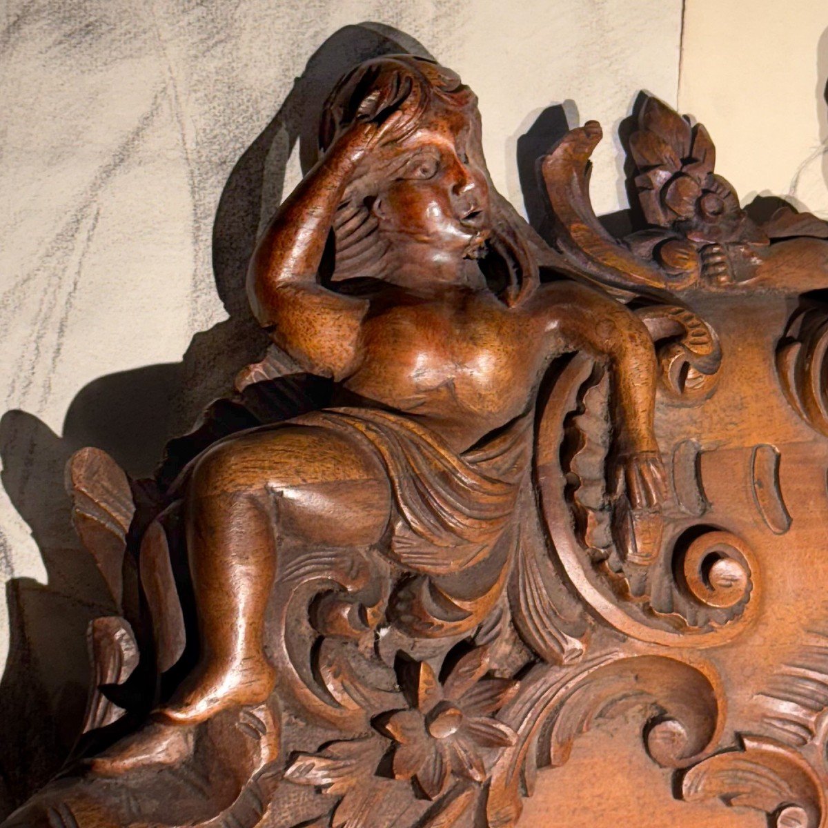 Couple de putti ou chérubins élément décoratif noyer XIXème – Image 4
