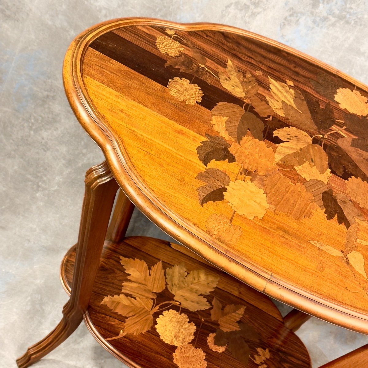Table à Thé Marqueterie Emile Gallé – Image 3