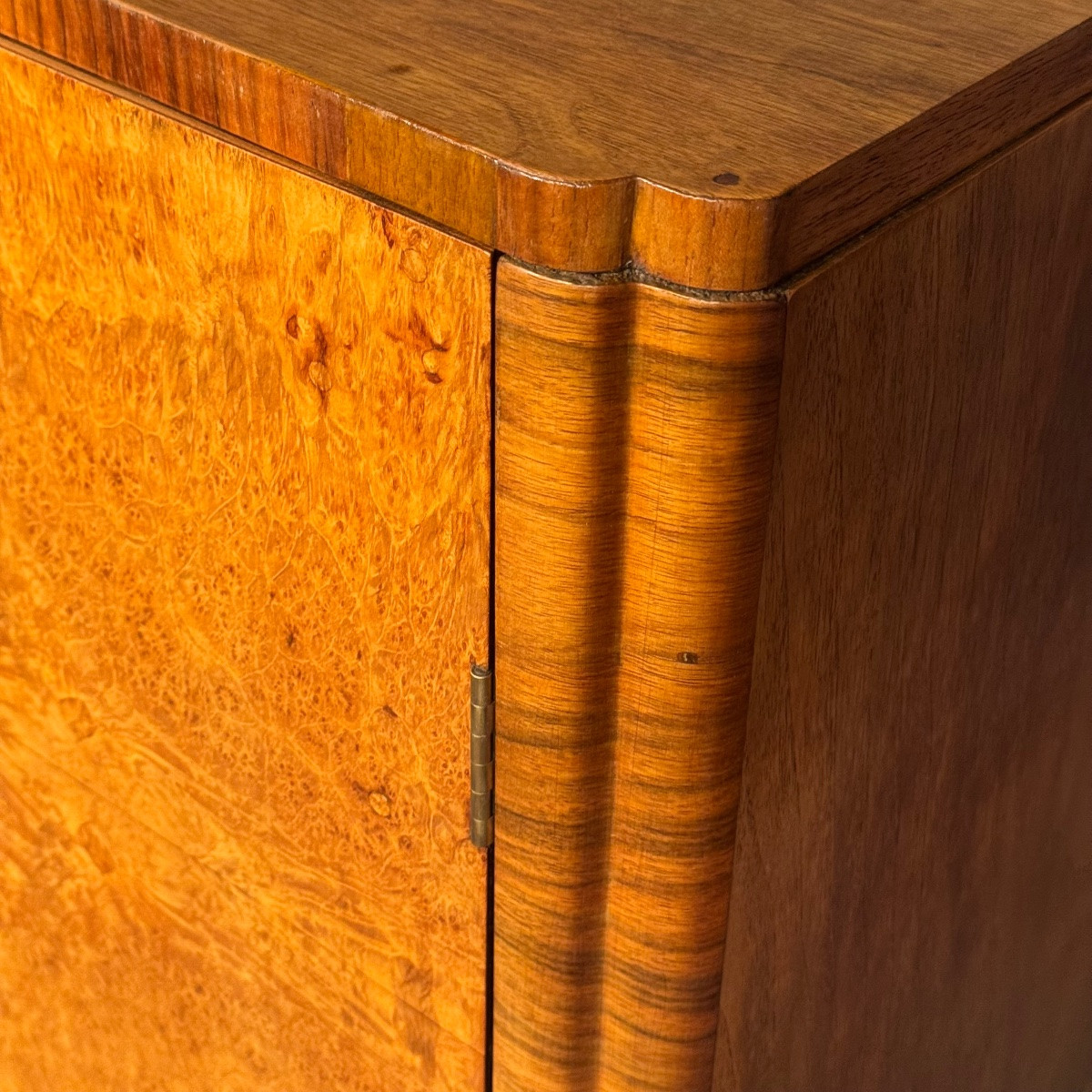 Petite Armoire d’Officier Art Déco – Image 3