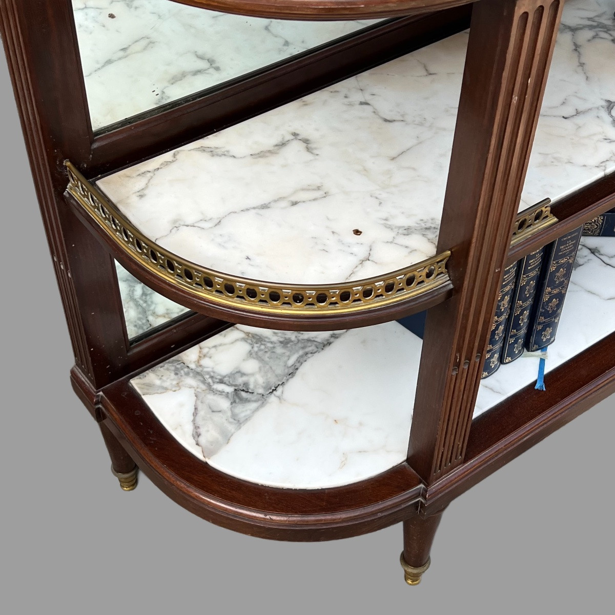Console Acajou Dessus Marbre Fond Miroir – Image 3