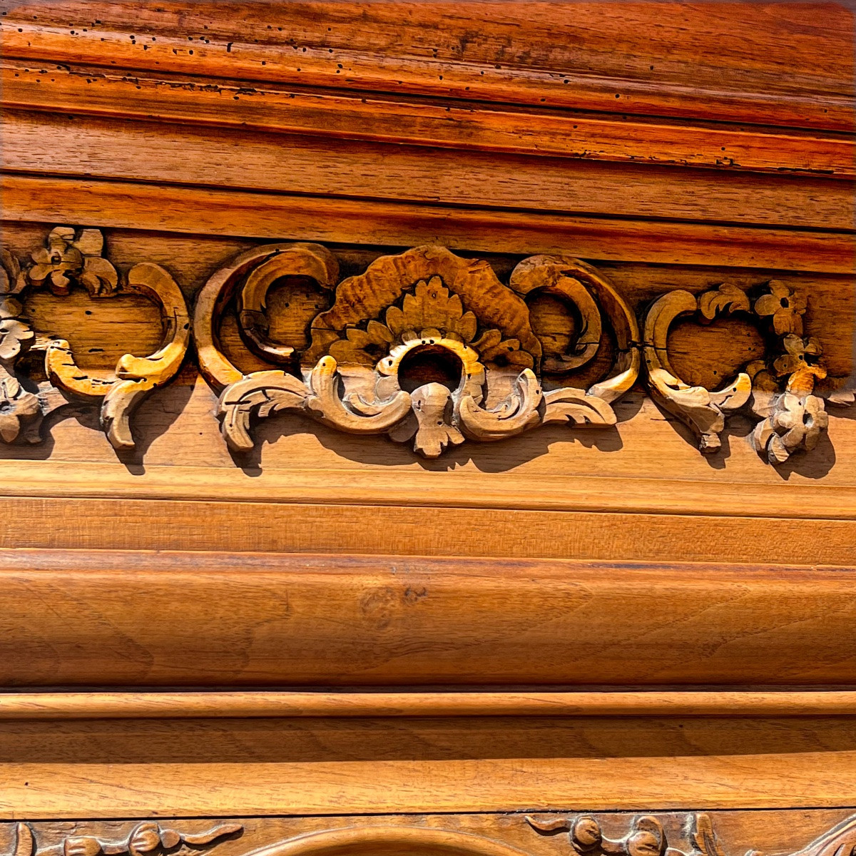 Armoire 18 ème Noyer Lyon – Image 3