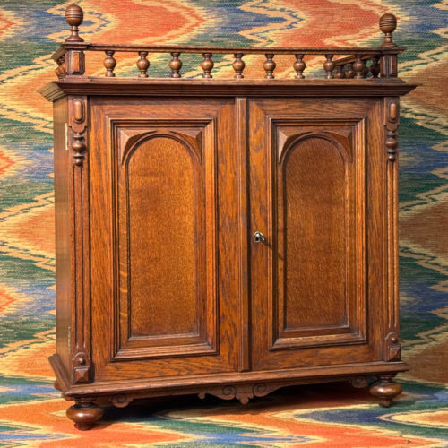 1710077-main-6996c01387683 Cabinet Armoire Miniature
