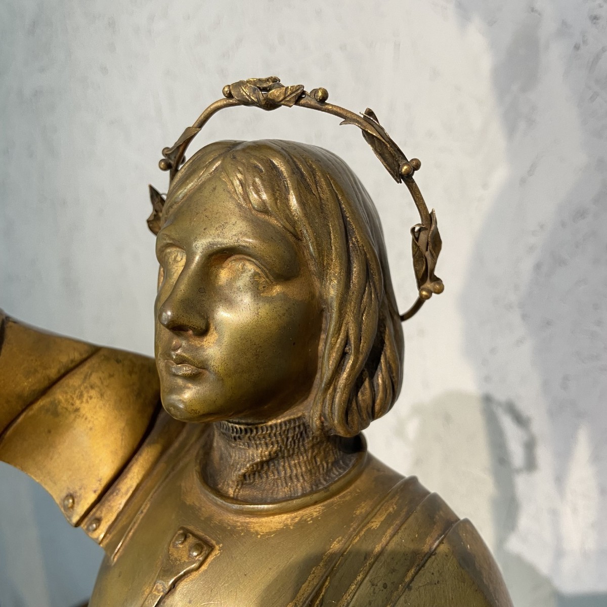 Jeanne d'Arc bronze par l'artiste G. POITVIN – Image 3