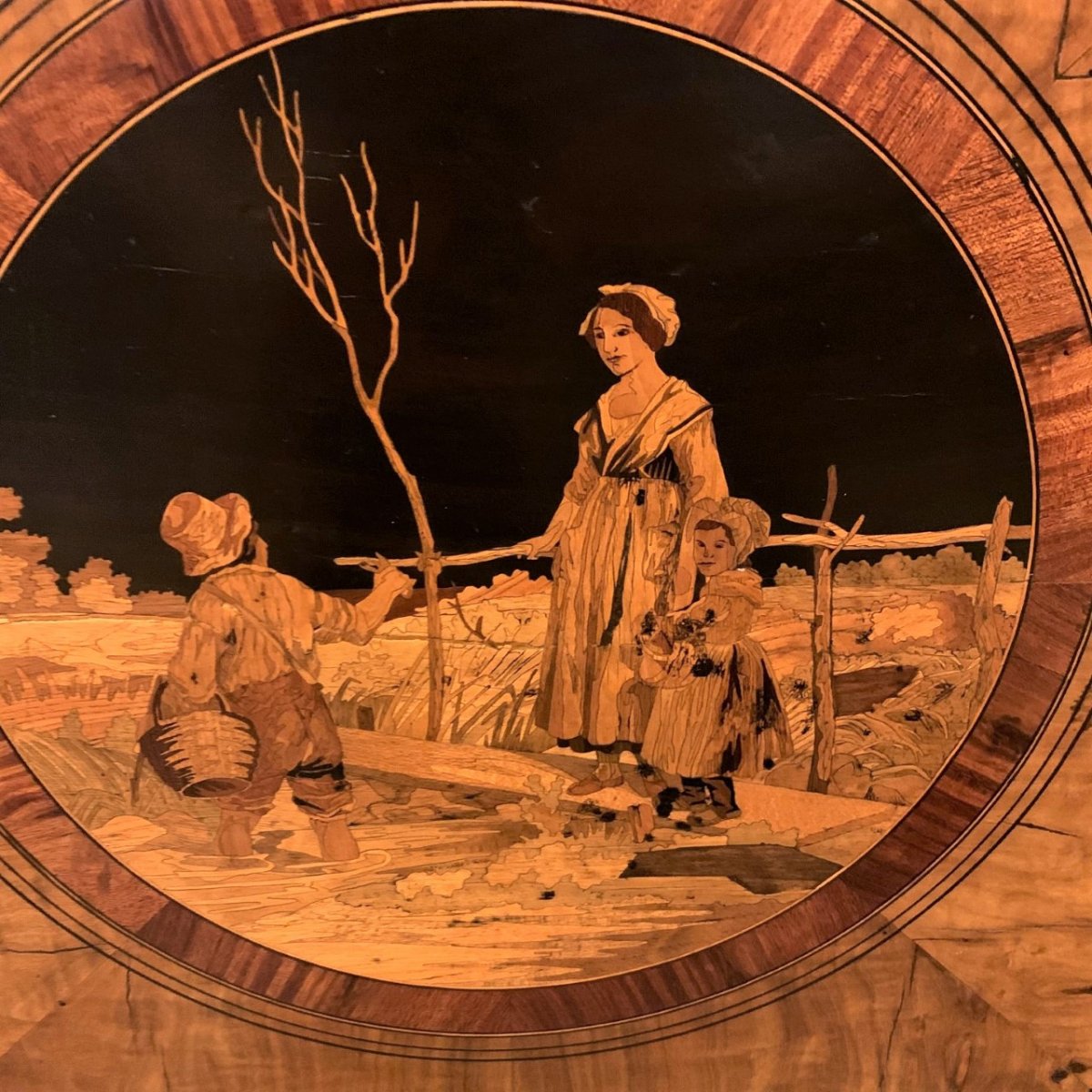 Table Marquetée, scène à Menton Travail De Sorrente – Image 3