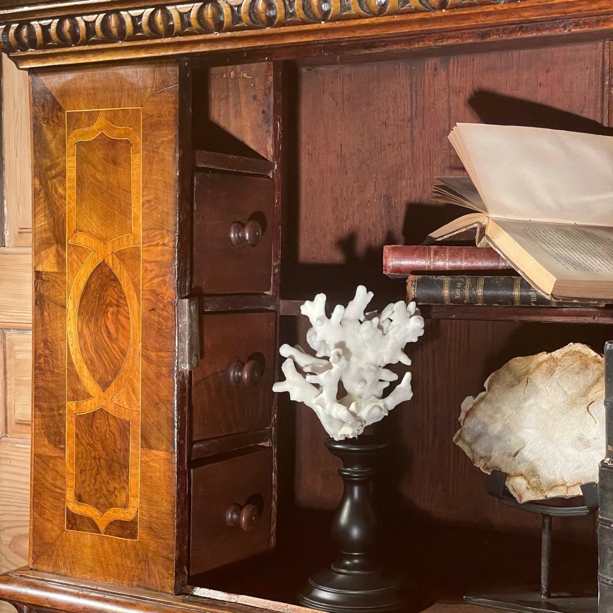 Cabinet De Naissance 18 ème Noyer Marqueté – Image 6